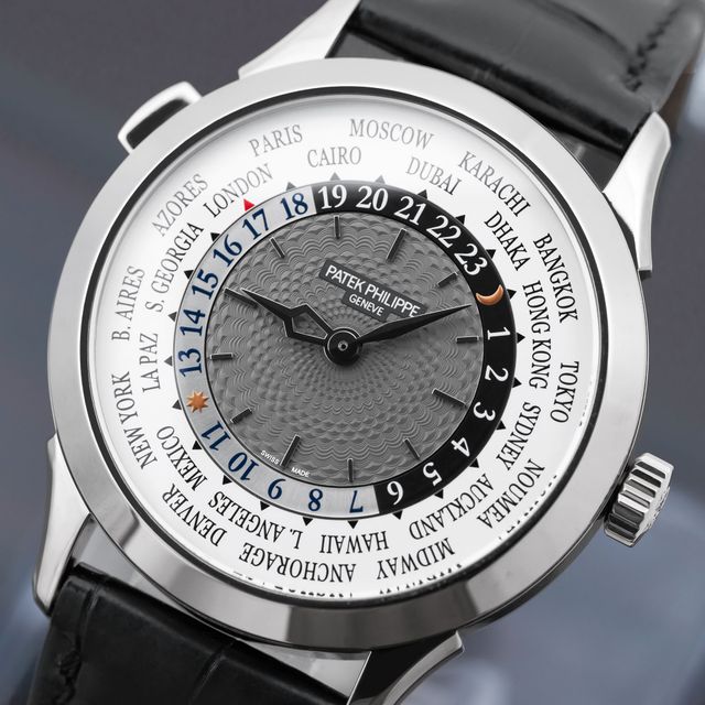 Patek Philippe World Time 5230G-001 Image 5